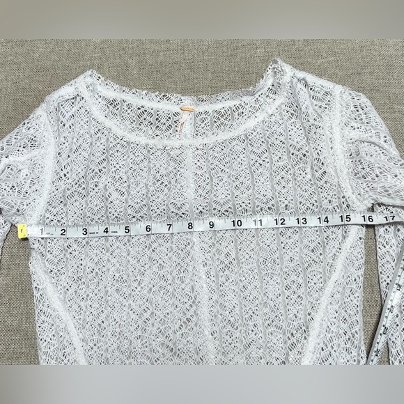 Free People Women's On The Road Twisted White Size Small Sheer Knit Relaxed Top - Picture 13 of 14